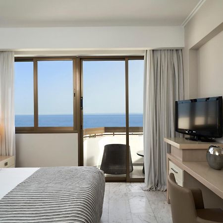 Atlantica Oasis Hotel Лимасол Екстериор снимка