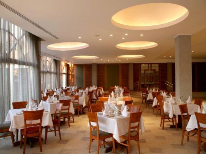 Atlantica Oasis Hotel Лимасол Екстериор снимка
